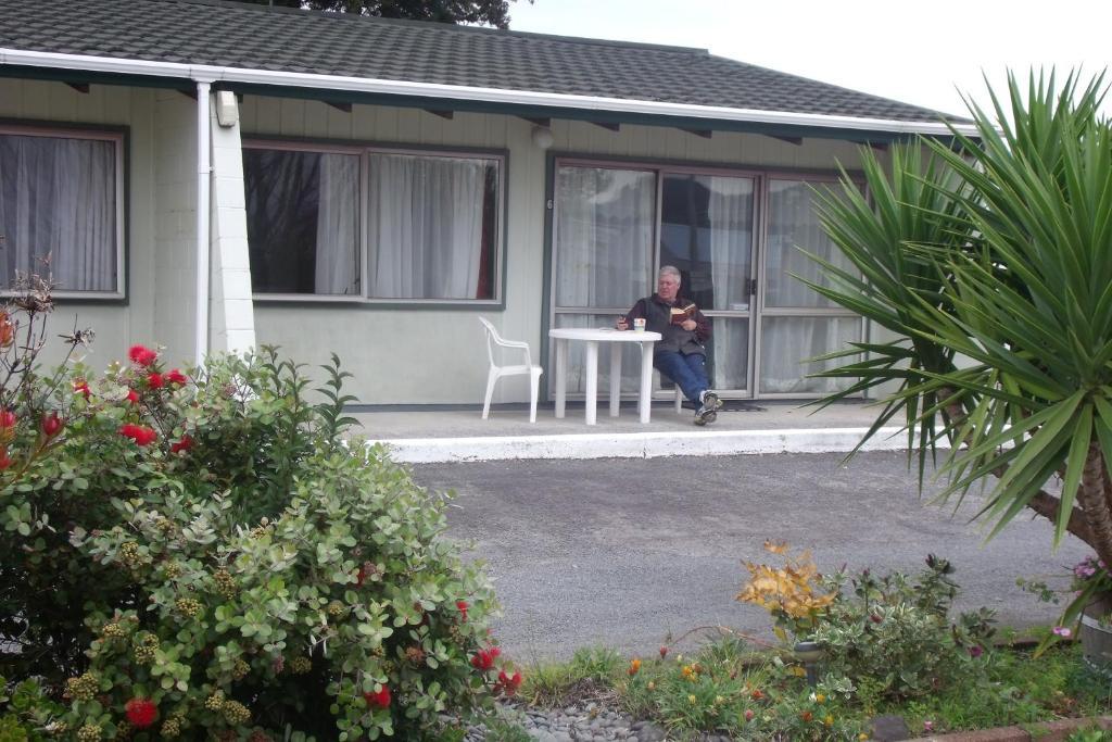 Katikati Motel Eksteriør billede